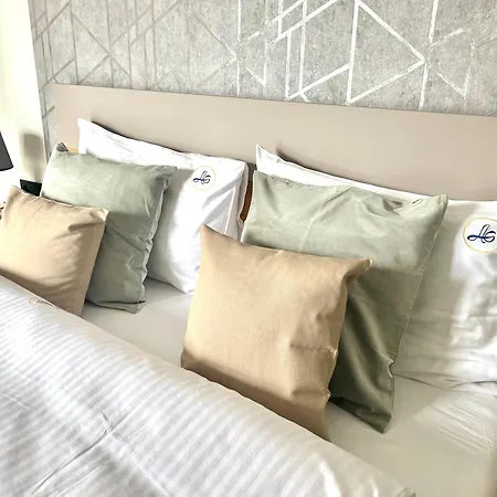 Agapella Apartamenty- Apartament Plaza 47- 20 M From The شقة غدانسك